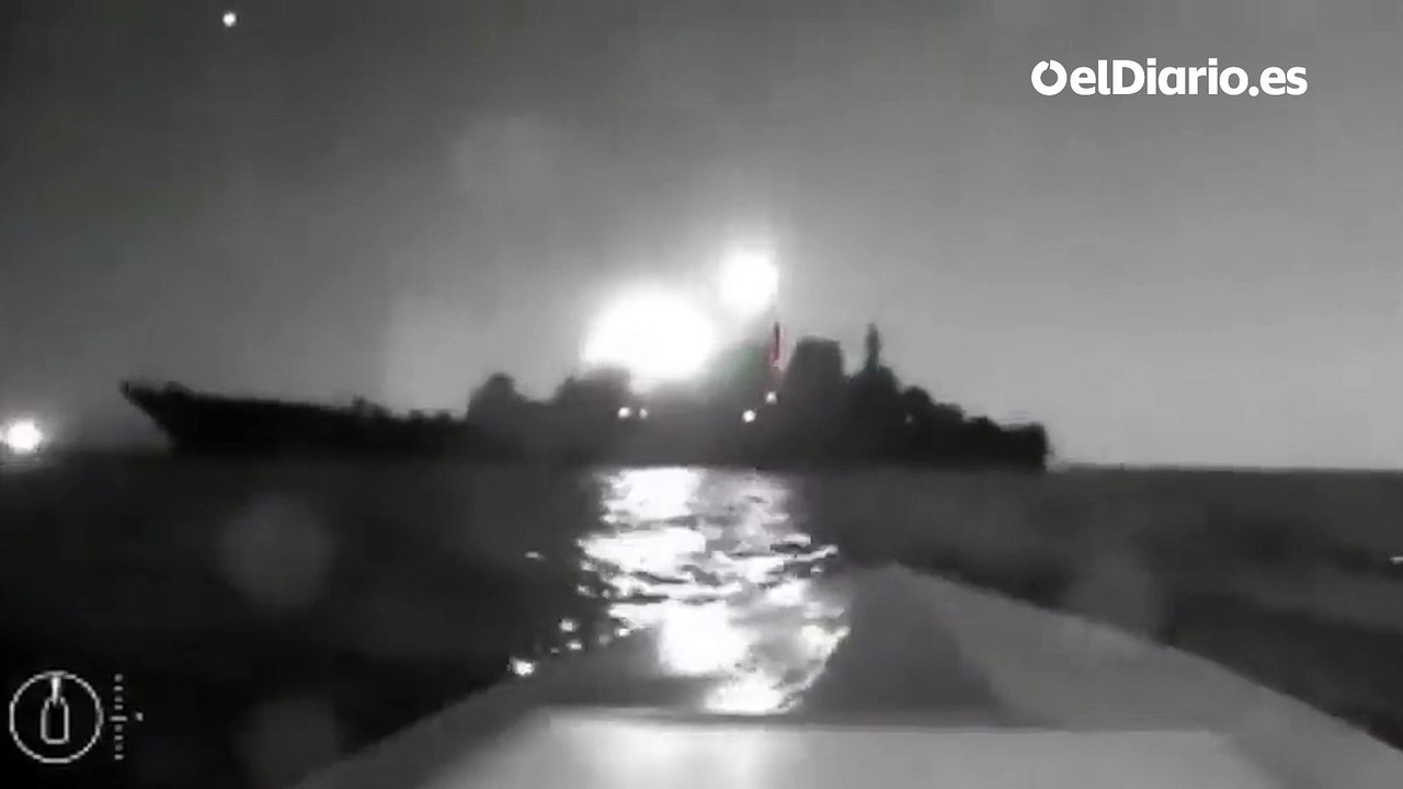 Ucrania dice que ha dejado fuera de combate un buque en un ataque contra un importante puerto ruso del mar Negro