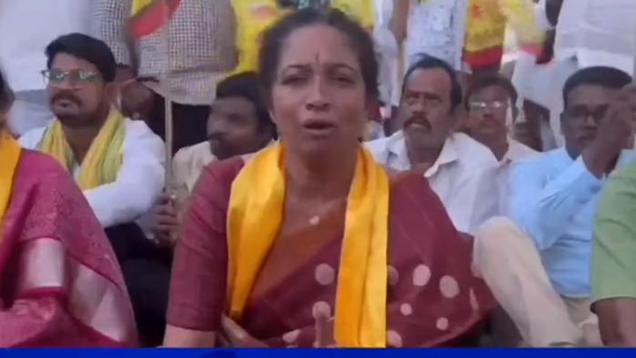 కర్నూలు జిల్లా: చంద్రబాబుపై రాళ్లదాడి... భగ్గుమన్న శ్రేణులు