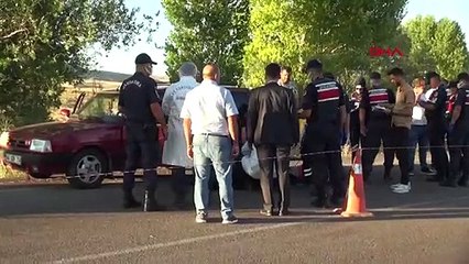 2 personnes ont été tuées avec une arme à feu dans une voiture garée à Sivas