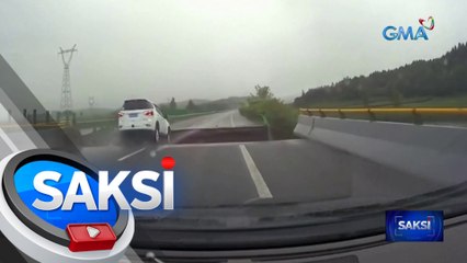 2 kotse, nahulog sa nasirang tulay bunsod ng pananalasa ng Typhoon Doksuri | Saksi