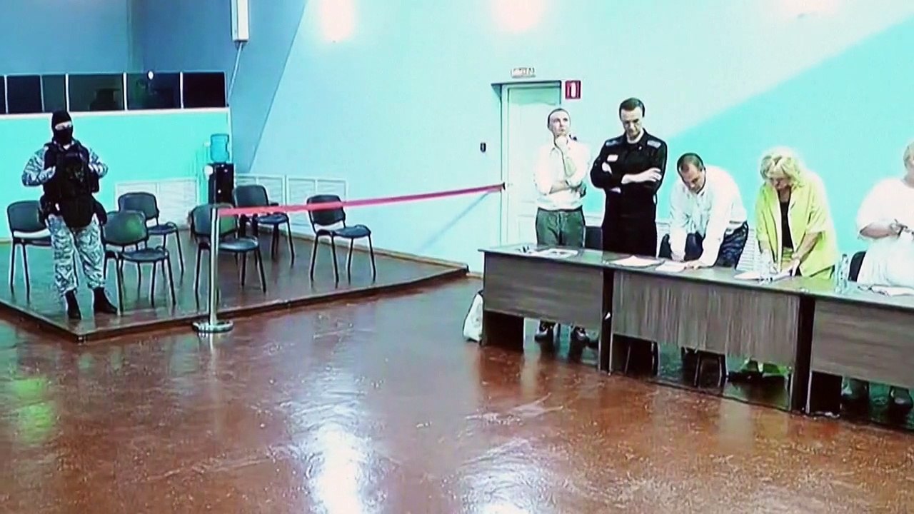 Nawalny in 'Extremismus'-Prozess zu weiterer Haftstrafe verurteilt