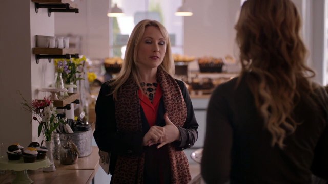 Petits meurtres et pâtisserie : La Recette du crime Bande-annonce (RU)