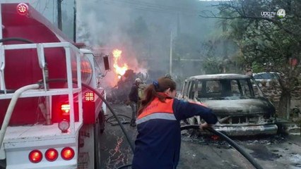 Incendio de una pipa de Diesel deja dos muertos y cuatro viviendas afectadas