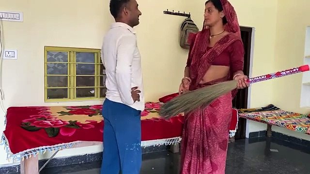 पत्नी ने पति को झाड़ू से cute life vlog !! village lifestyle vlog #dailyvlog #lifestyle #apuvolg