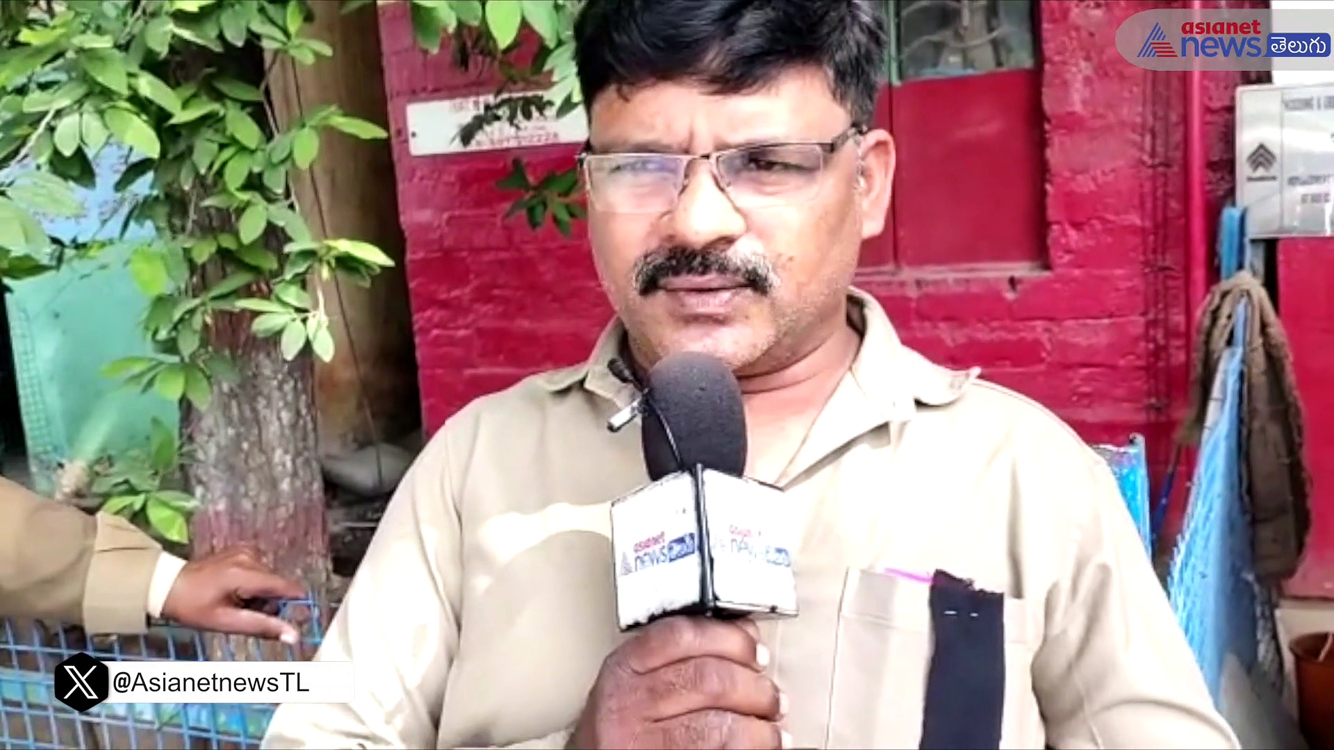 గవర్నర్ పై ధ్వజమెత్తుతున్న ఆర్టీసీ కార్మికులు