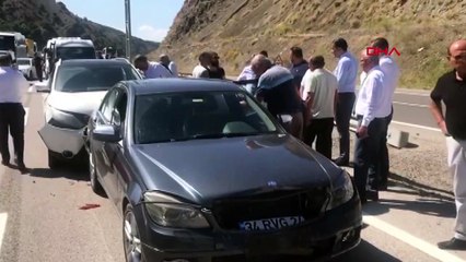 Kemal Kılıçdaroğlu'nun konvoyunda zincirleme kaza! Yaralılar var