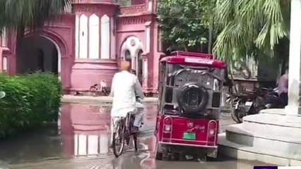 अलीगढ: बिन बारिश देखें शहर का हाल, नगर निगम ही हो गया जलमग्न