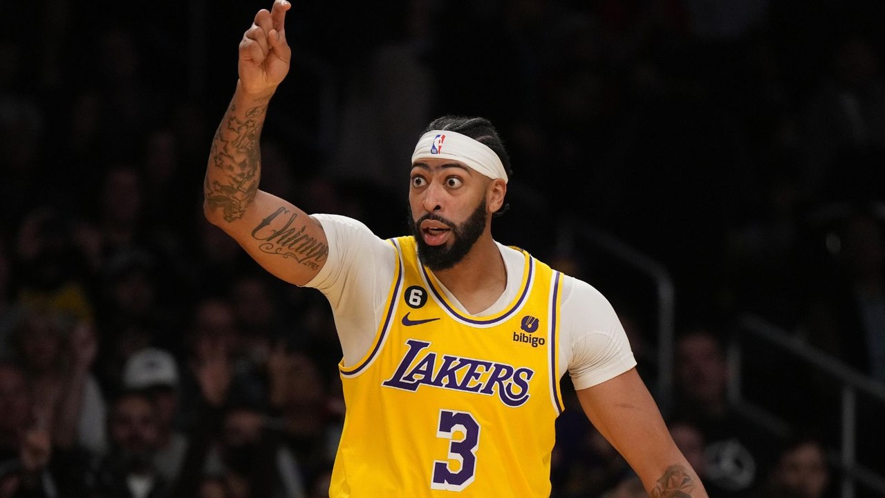Anthony Davis Signs New Long Term Extension With The Lakers!