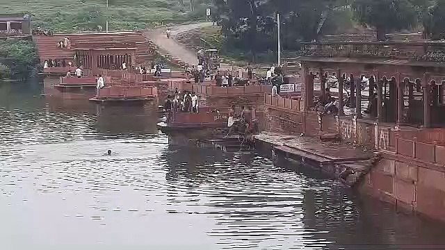 करौली जिले में भारी बारिश, एक दिन में बरसा इतना पानी, पांचना बांध के खुले गेट