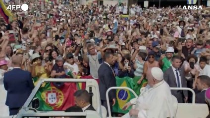 A?Fatima?il?Papa?recita il rosario, in 200 mila per il Pontefice