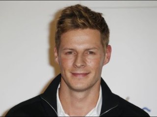 "Elle est décédée jeune, j'avais neuf ans" : Mathieu Delormeau se confie avec sincérité sur la mor