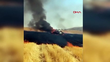 Siirt'te Tarlada Park Halindeki Otomobil Alev Aldı