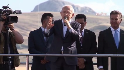 Kılıçdaroğlu s'est adressé aux citoyens avec un billet de 200 TL à la main：Vous verrez la vraie randonnée après les élections