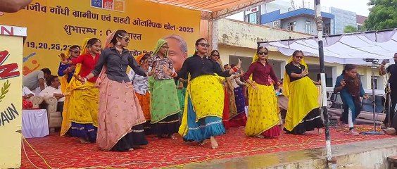 शहरी ओलंपिक खेलों का रंगारंग आगाज, पहले दिन स्थगित रहे मैच