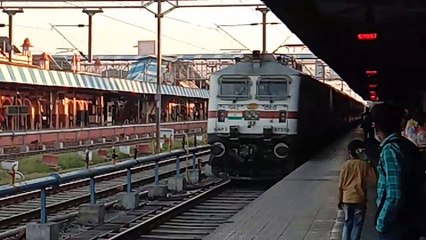 दयोदय एक्सप्रेस को अटरू, कोटा-नागदा मेमू काे तलावली पर मिला ठहराव