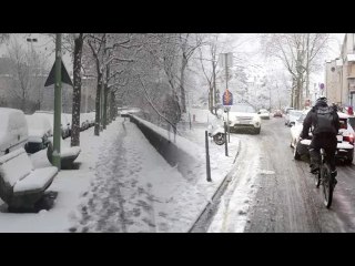 Phénomène météorologique en France : Noël en plein mois d’août, l’Occitanie voit de la neige en pl