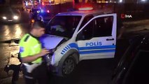 Polis aracı ile otomobil çarpıştı: 1'i polis 2 yaralı