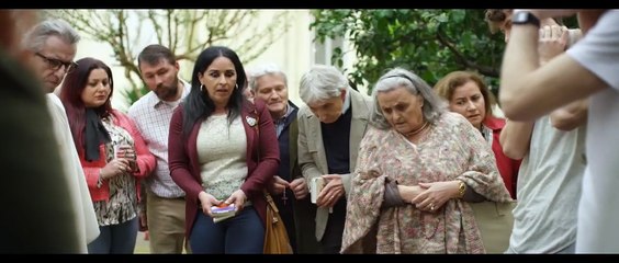 La santa piccola Bande-annonce (EN)