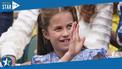 Charlotte de Galles : Lunettes de star sur le nez et robe prémonitoire, la fille de Kate et William