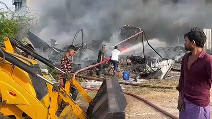 राजस्थान में यहां लगी भीषण आग, मची अफरा—तफरी, आस—पास का इलाका कराया खाली...देखें Video