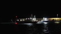 Immigrazione, 2 morti e 32 dispersi al largo di Lampedusa