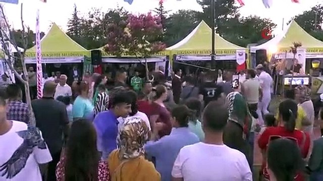 Grand intérêt pour le stand de Şanlıurfa au festival de l'association des citoyens à Gaziantep
