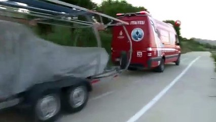 Le plaisir du bateau en famille s'est transformé en cauchemar ! Père sauvé, mère recherchée