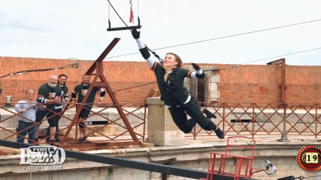 Fort Boyard Carla Lazzari fond en larmes après avoir perdu une épreuve