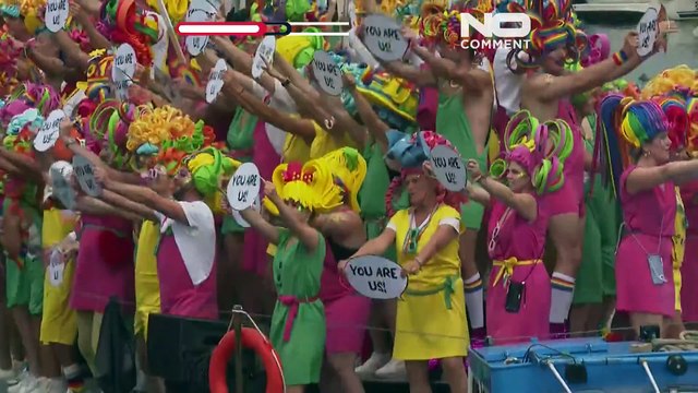 Парад лодок на фестивале Pride Amsterdam