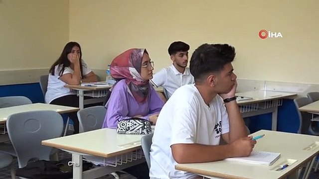 Psikoloji ve Rehberlik Öğretmeninden Uyarı: YKS Başvuru Sürecinde Aile Baskısına Dikkat