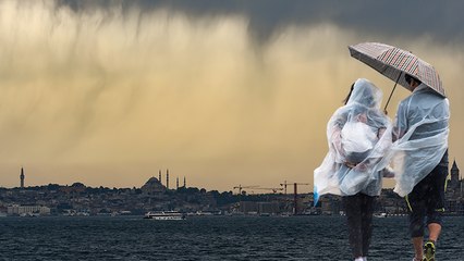 Orhan Şen'den İstanbul için gök gürültülü sağanak uyarısı