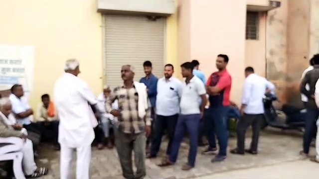 दर्दनाक हादसा...रफ्तार में आई कार ने दो चौकीदारों को कुचला, मौत