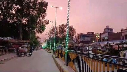 नीमकाथाना जिला समारोह की पूर्व संध्या पर तिरंगा रोशनी से नहाया शहर