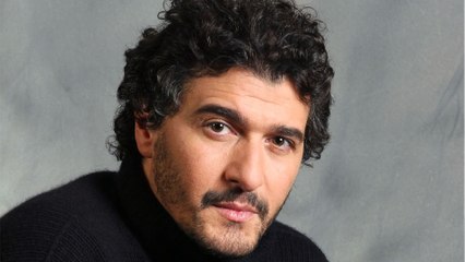 GALA VIDEO - PHOTO - Mort de Daniel Lévi : un an après, l’hommage bouleversant de son fils Abel