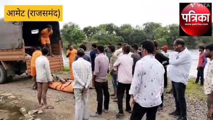 तालाब पी गया उसे या आसमान निगल गया!