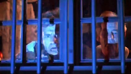 Frankenstein et le monstre de l'enfer Bande-annonce (EN)