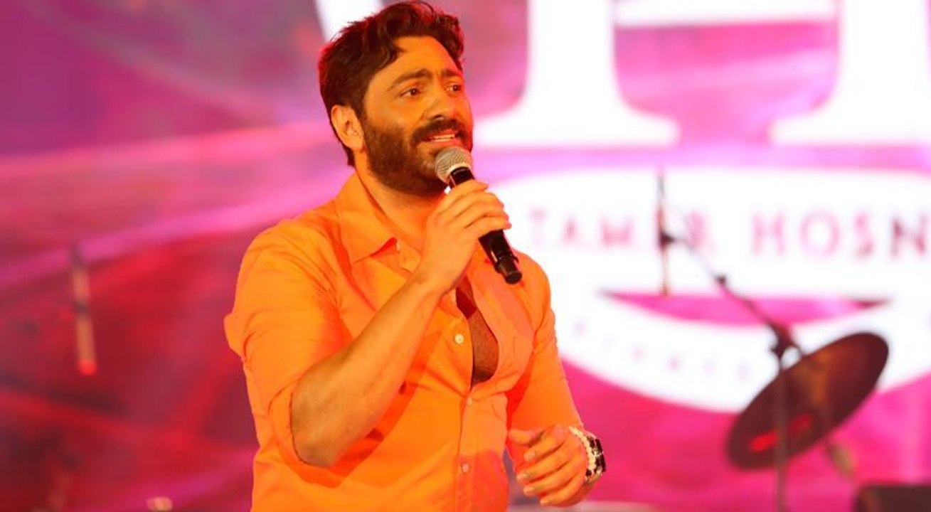 تامر حسني يرد على رأي كريم عبد العزيز في فيلم "البدلة"