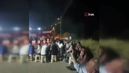 Düğündeki kalabalığa aldırış etmeden havaya ateş eden magandalar kamerada