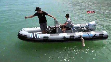 La dernière part du jeune homme qui a sauté à la mer avec l'ancre qu'il a attachée à ses pieds et s'est suicidé a été dévastée.