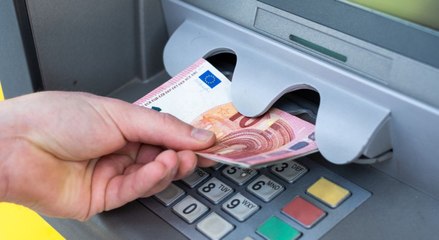 Policía Nacional detiene a tres estafadores que utilizaban técnicas de 'skimming' y 'phishing'