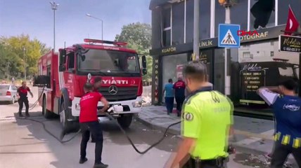 L'incendie de l'entreprise de robes de mariée et de robes de soirée à Adıyaman a été éteint