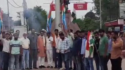 छतरपुर: राहुल गांधी की लोकसभा सदस्यता बहाली पर कांग्रेसियों ने मनाया जश्न