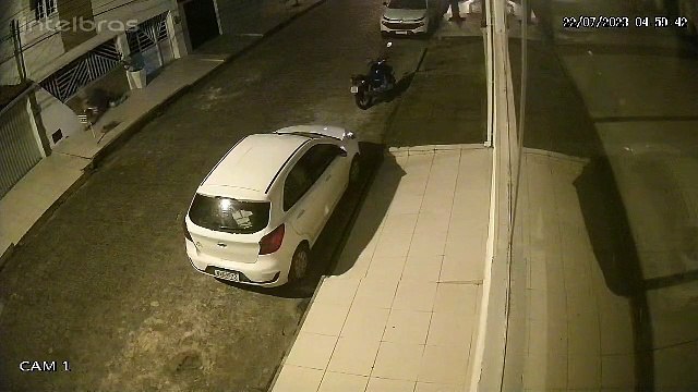 PC divulga imagens de acusado de furto e pede ajuda da população para encontrá-lo