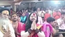 विवादित बाबा : कालीचरण महाराज ने किए महाकाल मंदिर दर्शन, सवारी में हुए शामिल