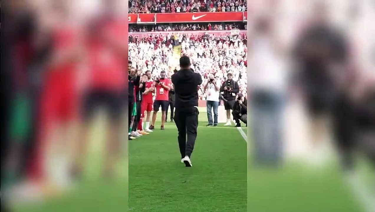 Beşiktaş bombanın pimini çekti! Dünyaca ünlü futbolcu, 24 saat içinde Türkiye'ye geliyor