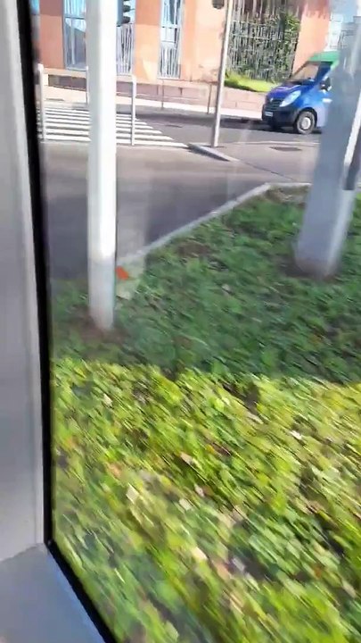 Voyage avec Tramway T4 entre Hôpital Feyzin Vénissieux et Lycée Jacques Brel(1)