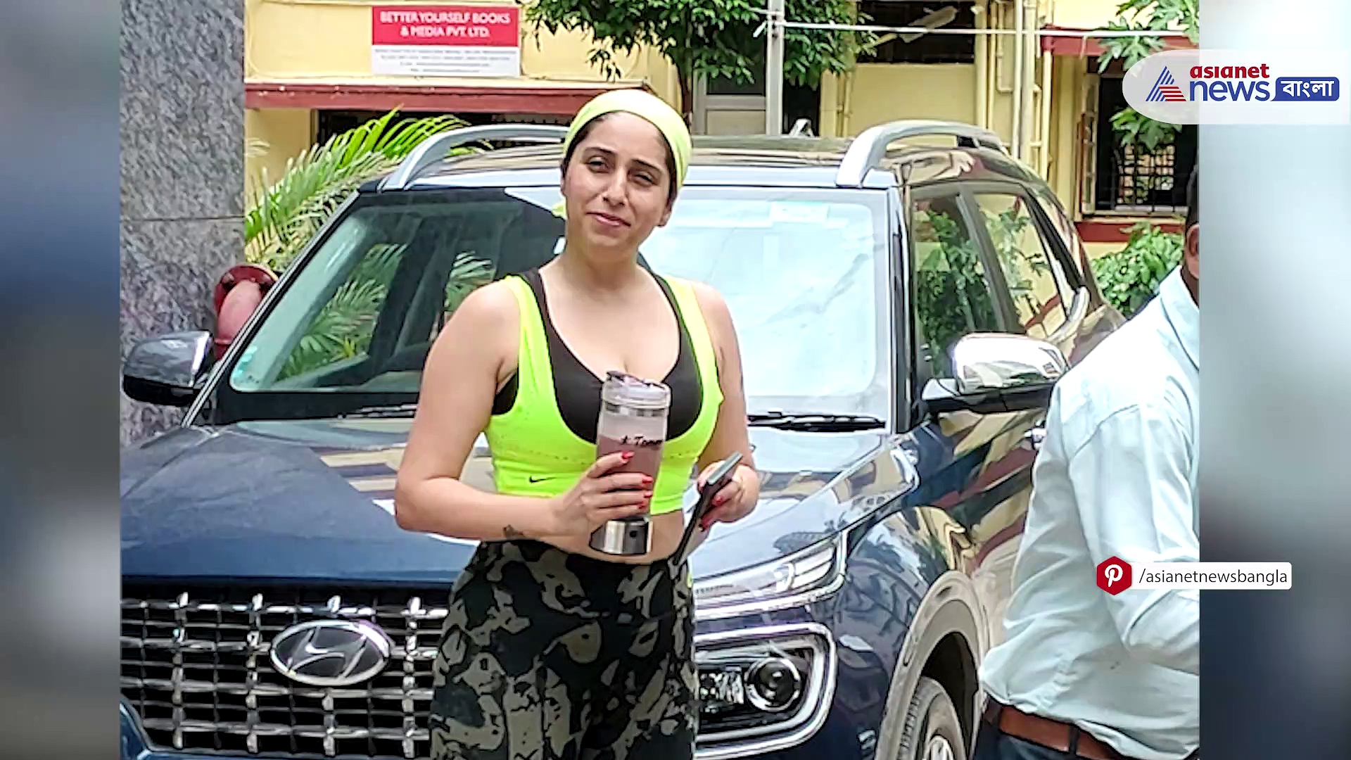 মালাইকা অরোরা,কার্তিক আরিয়ান থেকে সোফি চৌধুরী, দেখুন আপনার পছন্দের তারকাকে বলিউড মশালায়