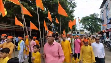 भव्य कलश यात्रा निकाली