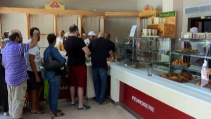 In Tunisia file per il pane dopo lo stop a "boulangerie europee"