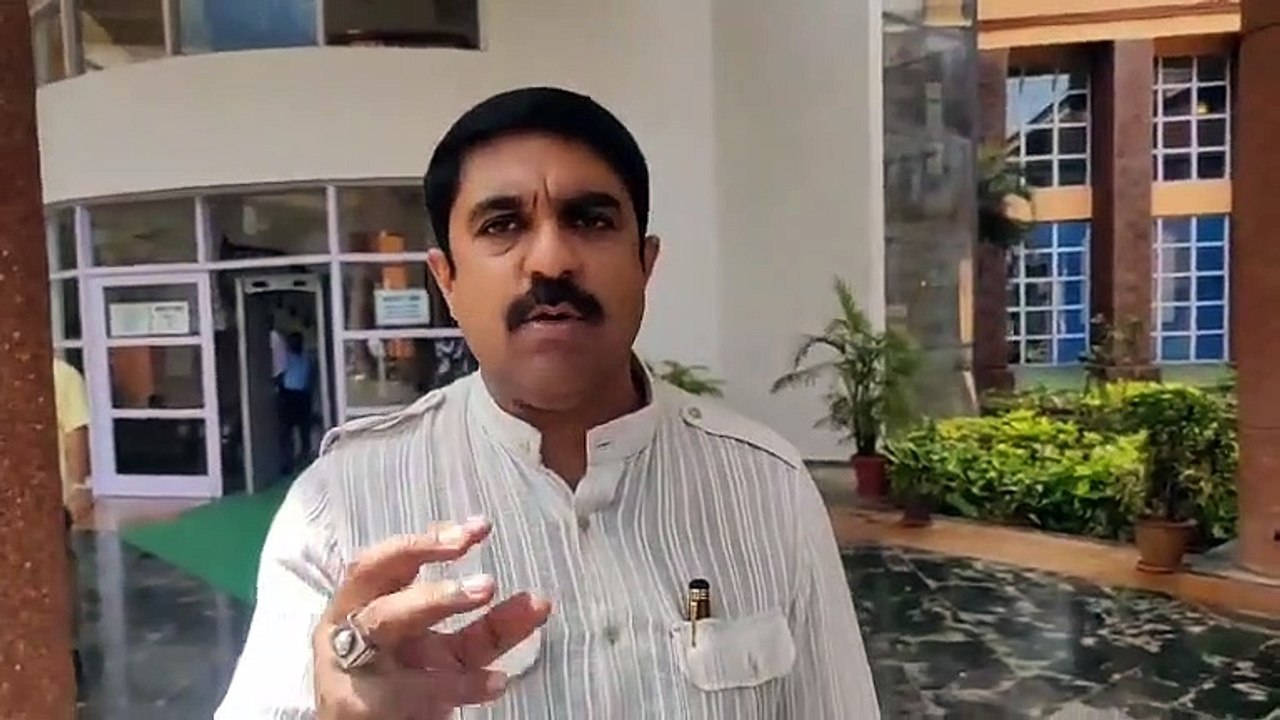 Goan Reporter News:: Mla Vijai Sardesai comments on Fr Bolmax issue